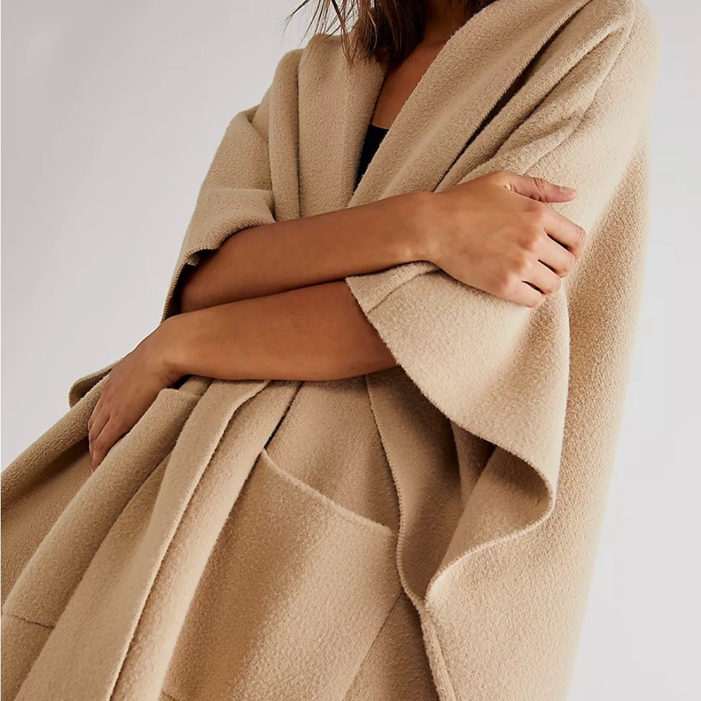 🪽 Free People 🪽 All I Need Cozy Hooded Duster, One Size/Oversized - Picture 4 of 9